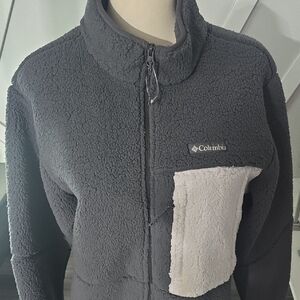 Columbia Charcoal and Cream Fleece Jacket